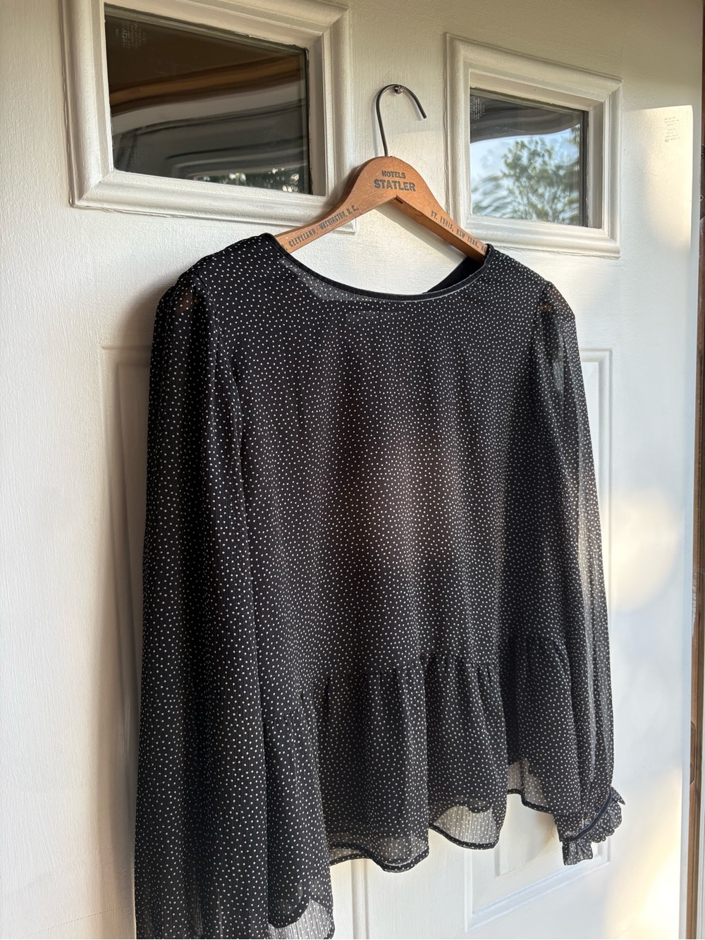 LOFT B&W Polka Dot Long-Sleeve Sheer Peplum Business Casual Blouse Women’s M